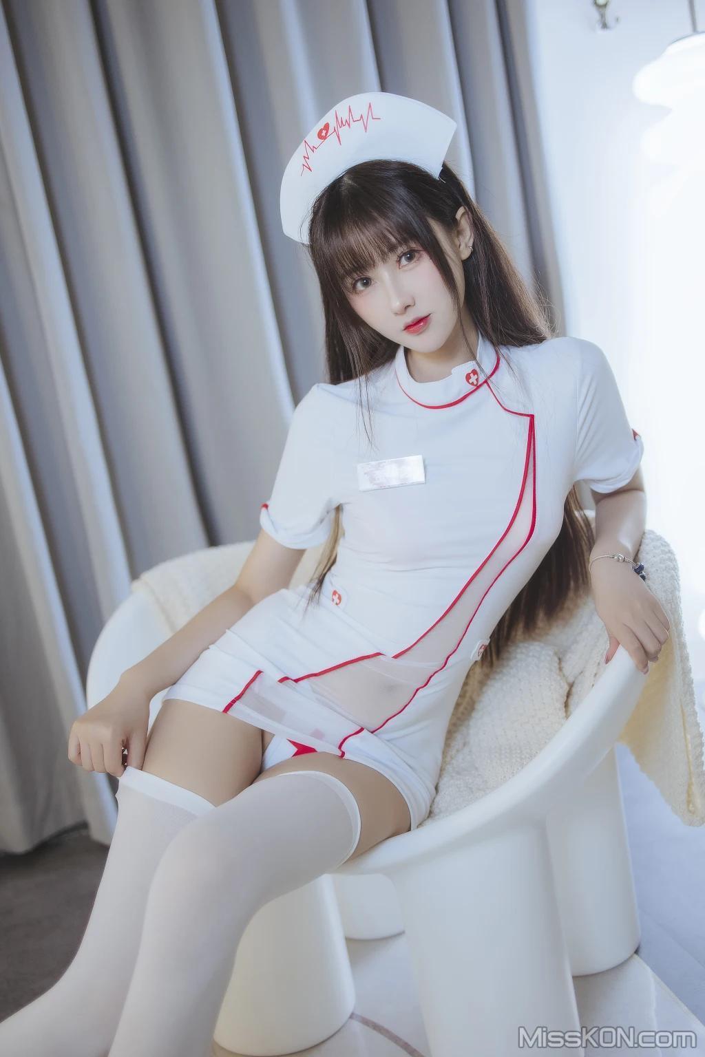 Coser@羽生三未: 护士 (32 photos)(28)