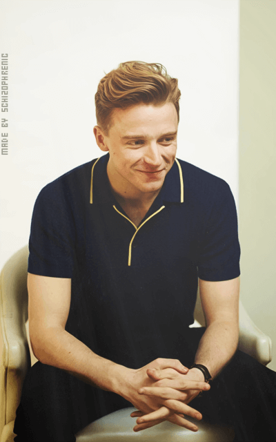 Jack Lowden XVZqegDT_o