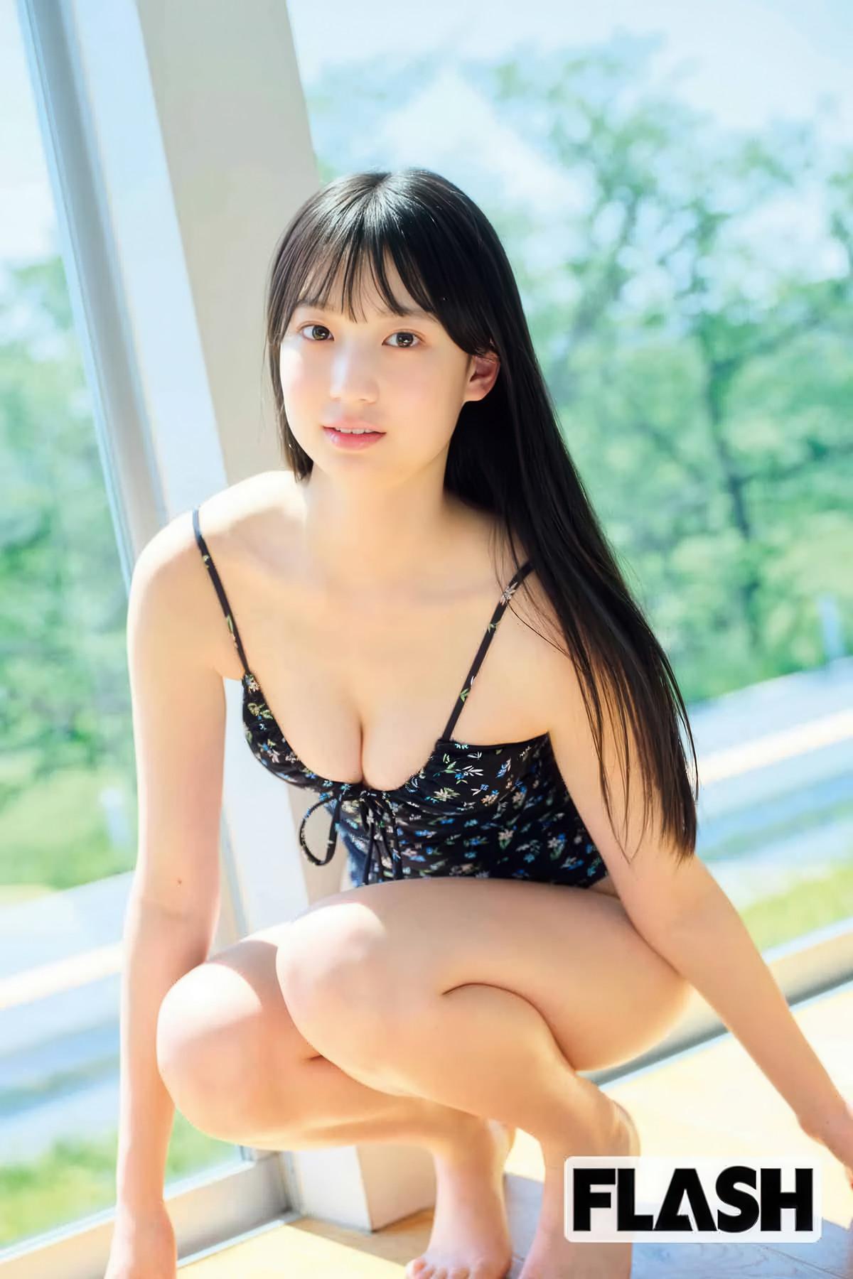 Shiori Momota 百田汐里, FLASH 2025.07.22 (フラッシュ 2025年7月22日号)(8)