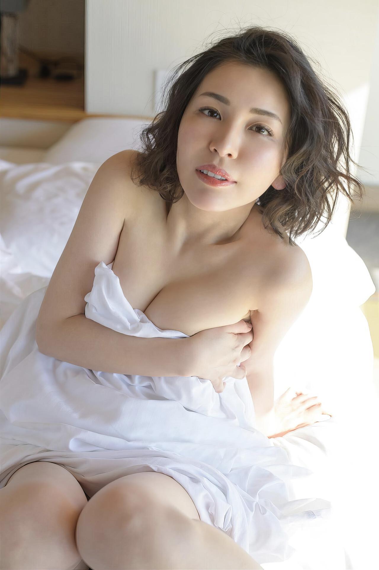 Sayuri Nishiyama 西山さゆり, 週刊ポストデジタル写真集 [高須クリニックの受付嬢・ Yes！] Set.02(34)