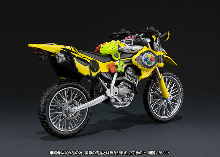 Kamen Rider - Figures Serie (Bandai) LzcDWgHA_o