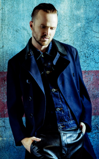 Aaron Paul Kh4hEFkR_o