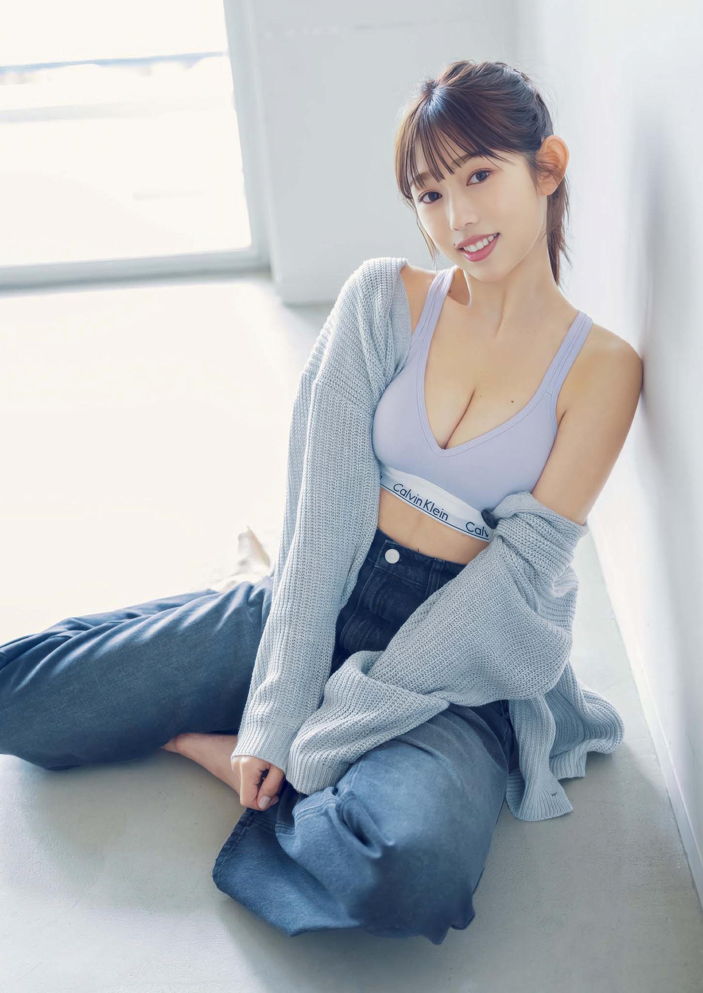 Mina Horie 堀江聖夏, Big Comic Spirits 2025 No.29 (ビッグコミックスピリッツ 2025年29号)(9)