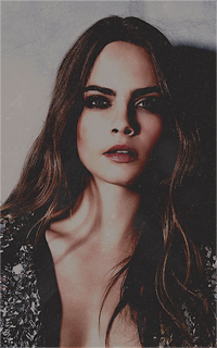 Cara Delevingne WqMeA2iW_o