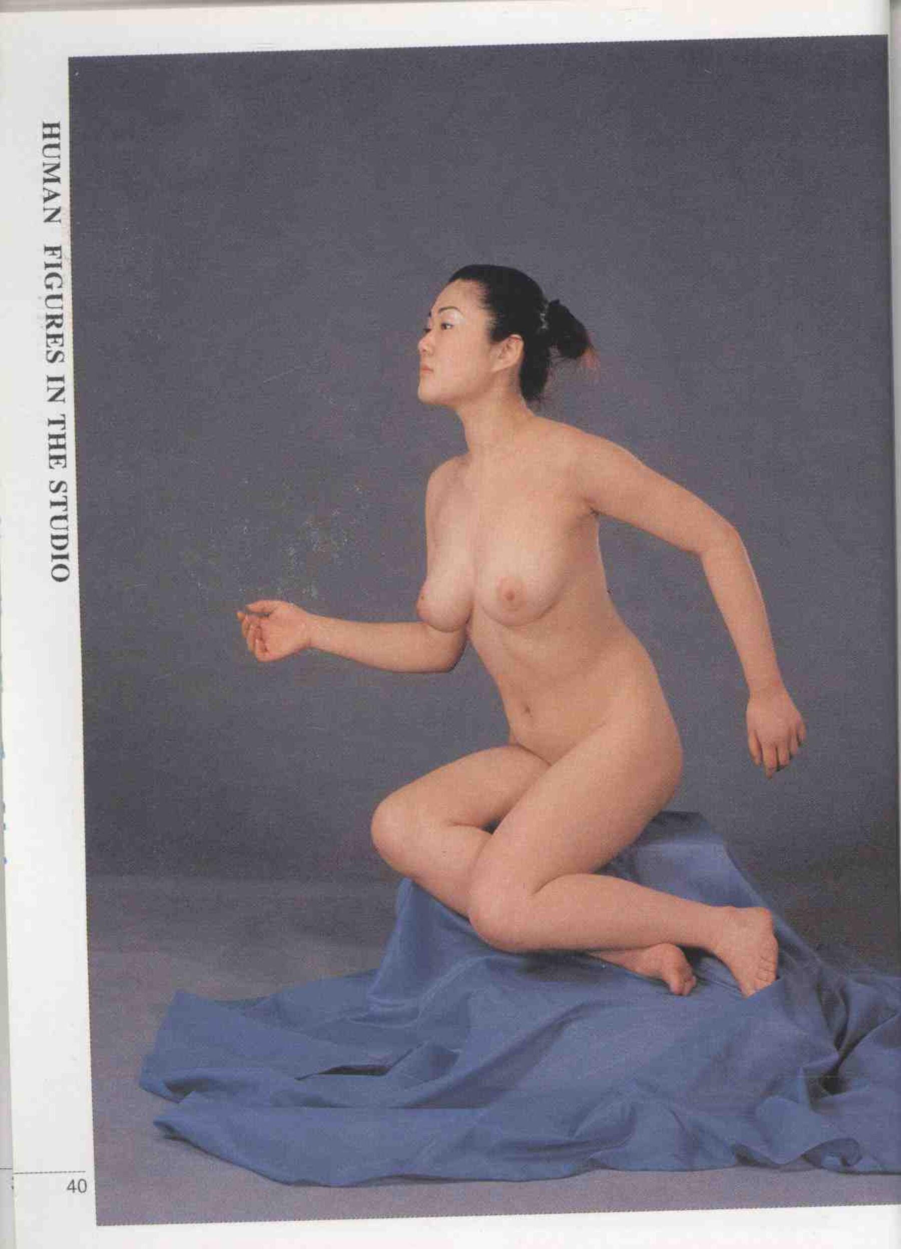 书籍扫描 实用人体模特摄影·坐姿篇(45)