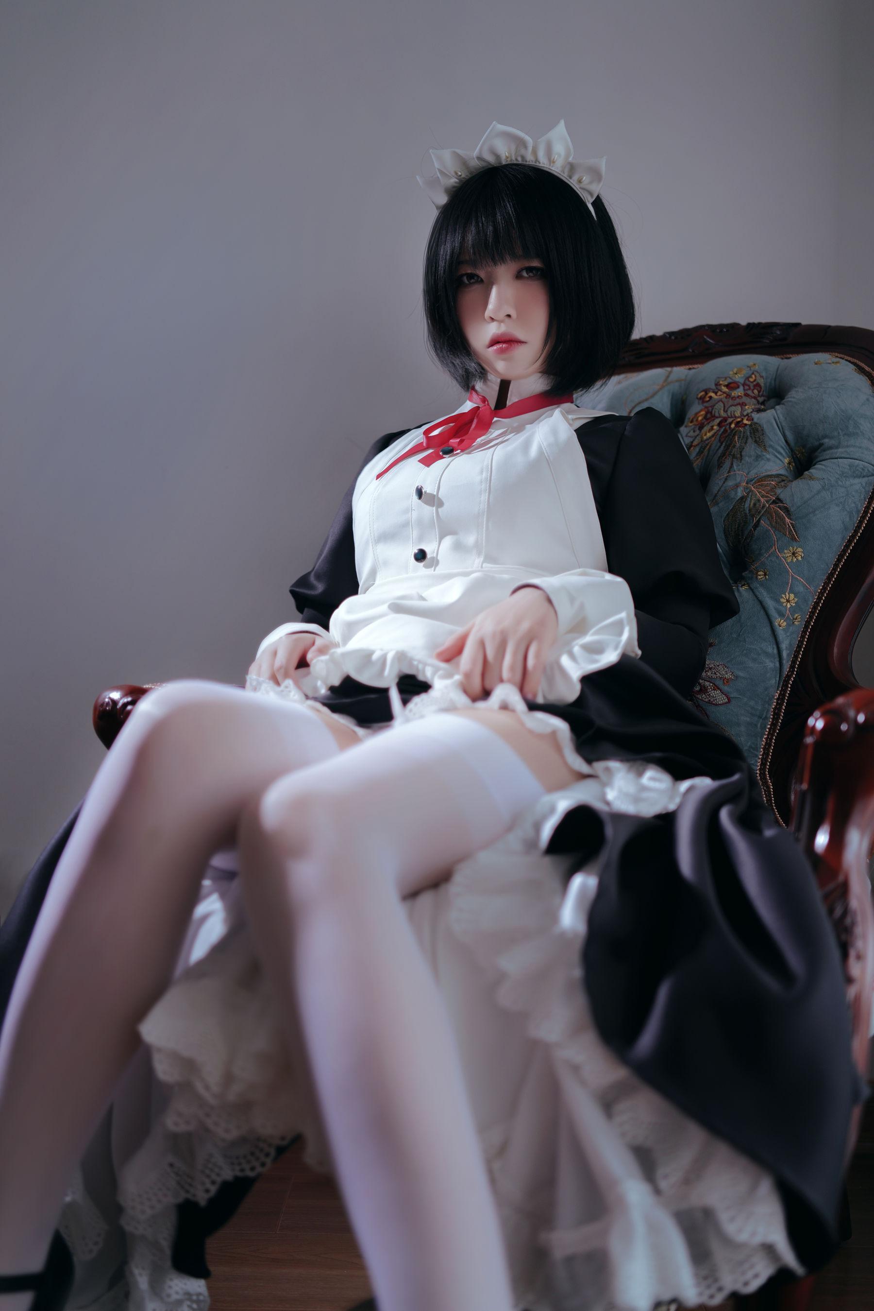 [美女Coser] 半半子 《 嫌パン メイド》 写真集(15)