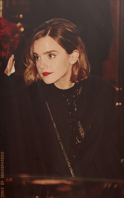 Emma Watson - Page 15 DouVE1r4_o