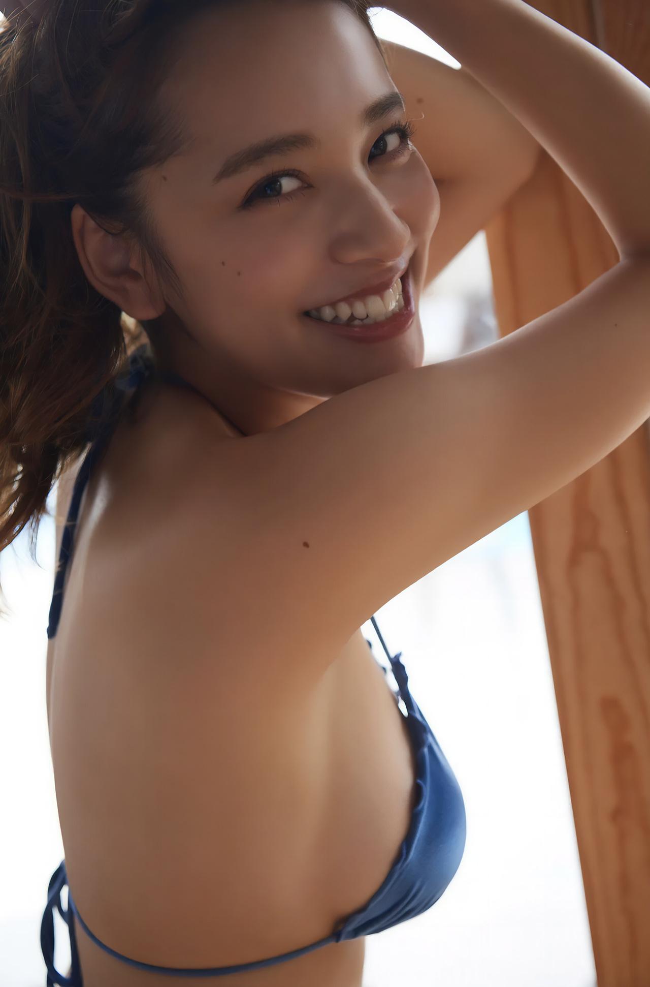 Sayaka Tomaru 都丸紗也華, FRIDAYデジタル写真集 『ボタンが弾けるＦカップ Vol.3』 Set.01(27)