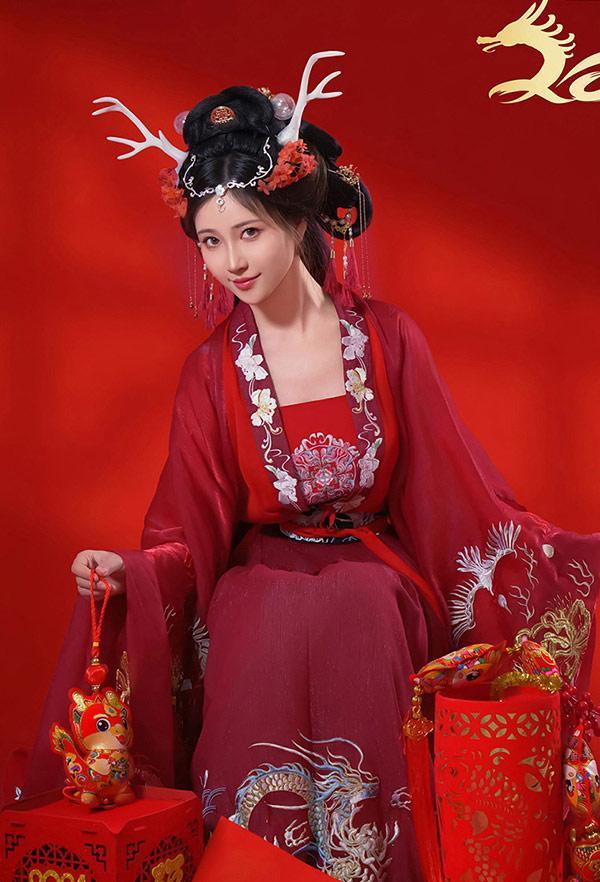 极品女神年年 龙年吉祥无圣光唯美写真(3)