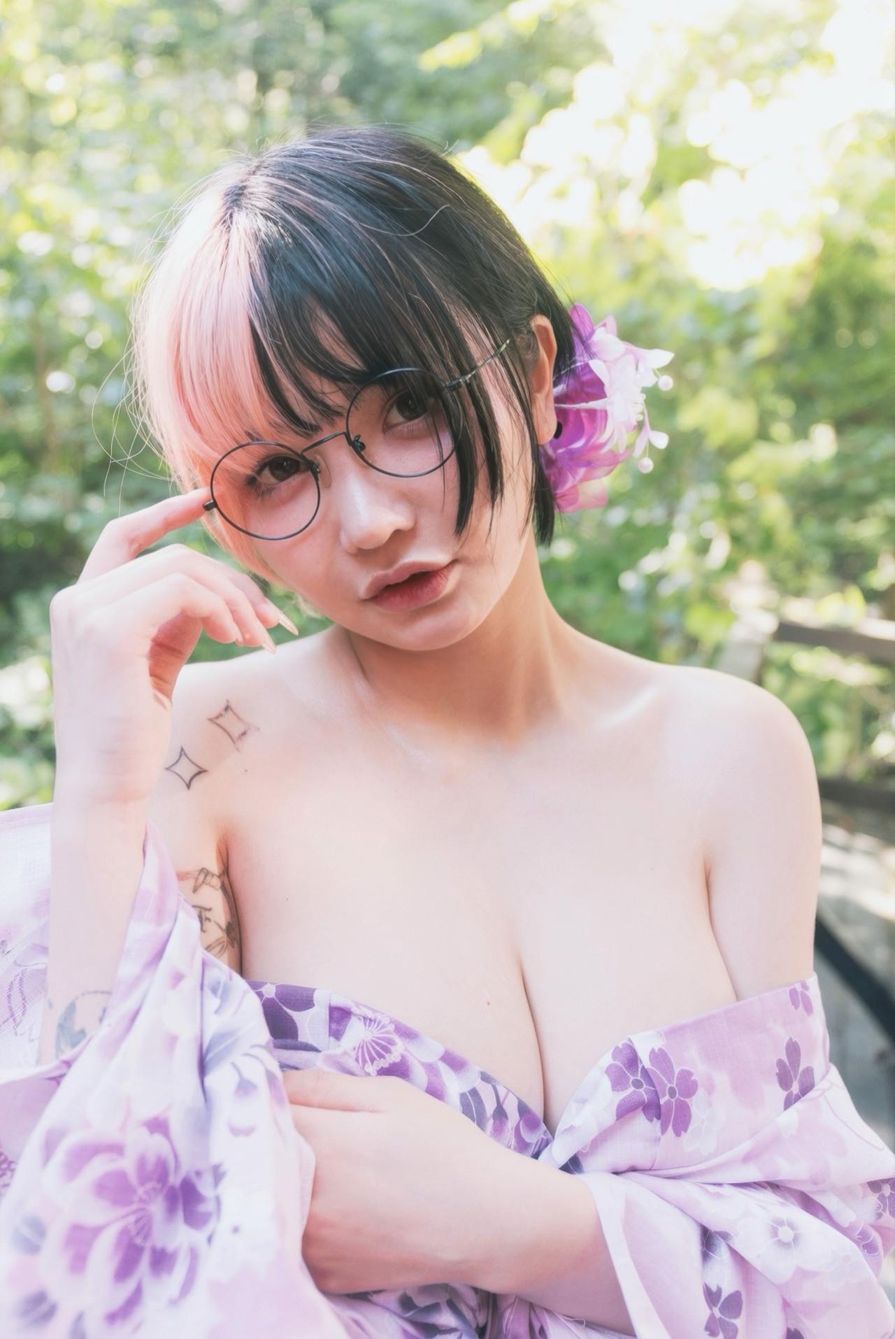 Chukimeroday ちゅきめろでぃ, 2nd 写真集 『一泊二日』 Set.01(19)