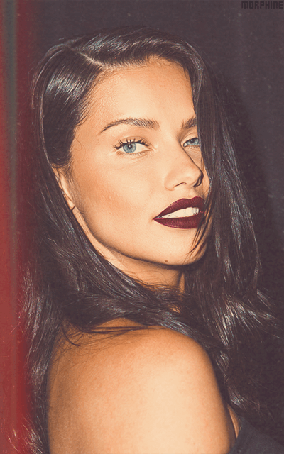 Adriana Lima - Page 8 BCHE7WMa_o