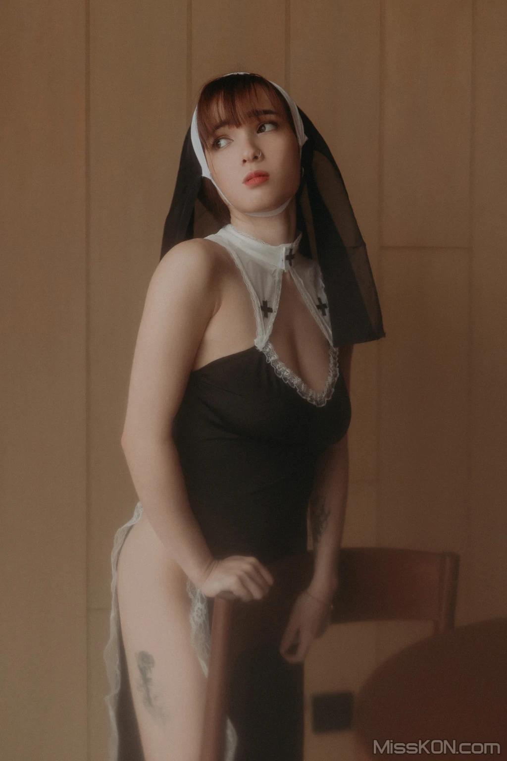 [DCP snaps] Vanessa: Vol.10 Halloween Nun (78 photos)(78)