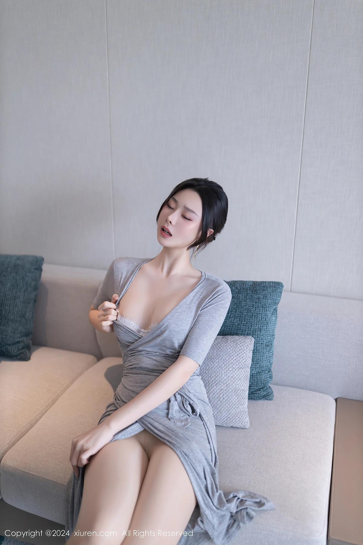 XiuRen秀人网 No.8699 小逗逗XiaoDouDou(2)