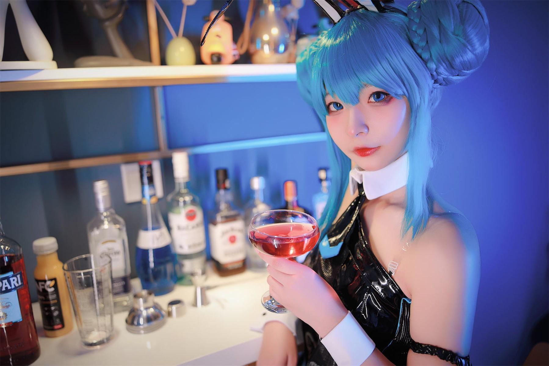 Cosplay Yuuhui玉汇 初音黑兔(19)