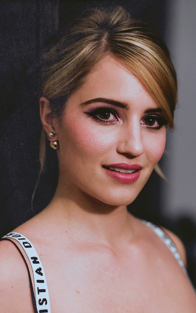 Dianna Agron - Page 2 N1VDVgYb_o