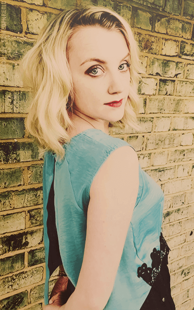 Evanna Lynch K52NfXD5_o