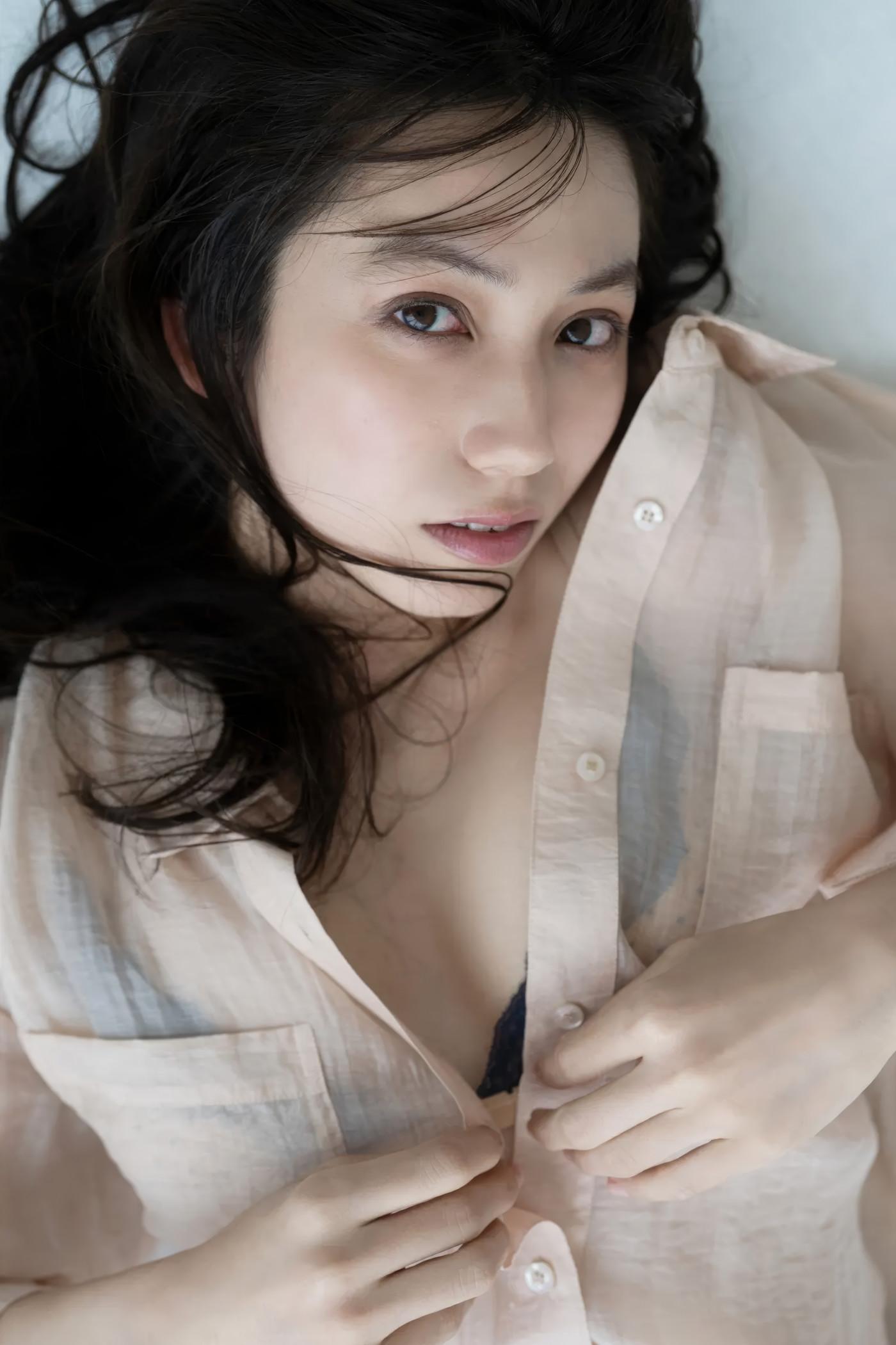 Airi Sato 佐藤あいり, FRIDAYデジタル写真集 『艶めく素肌 vol.1』 Set.01(26)