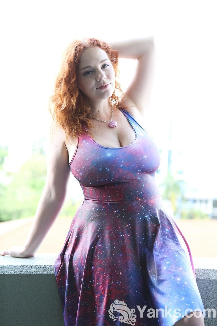 Chubby solo girl with curly red hair unleashes her incredible breasts(16)