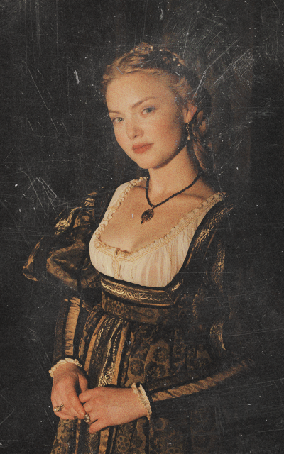 Holliday Grainger L0CaNJkc_o