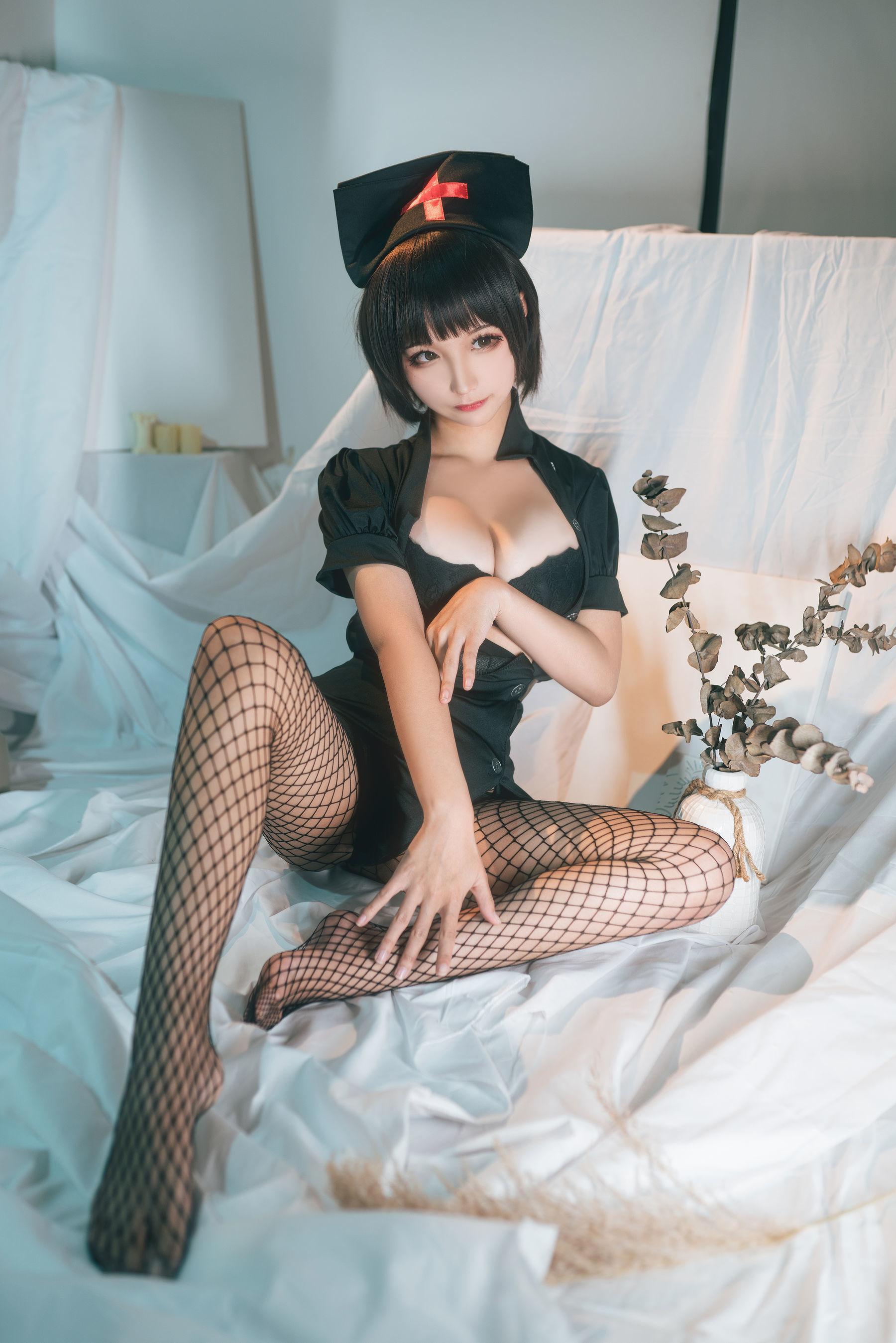 [美女Coser] 蠢沫沫 《护士姐姐》 写真集(11)