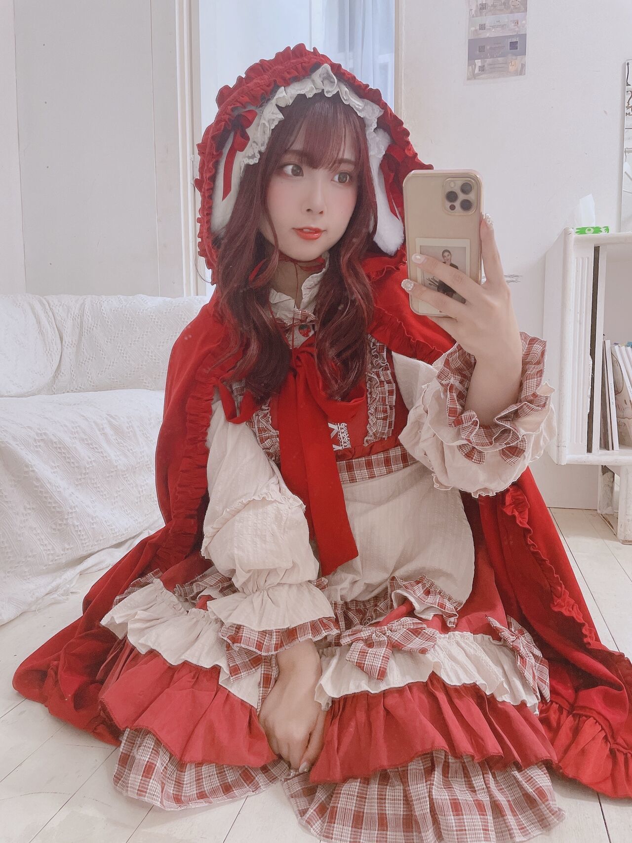 Tomiko - Red Riding Hood