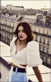 Lucy Hale - Page 2 GvuPSxPH_o