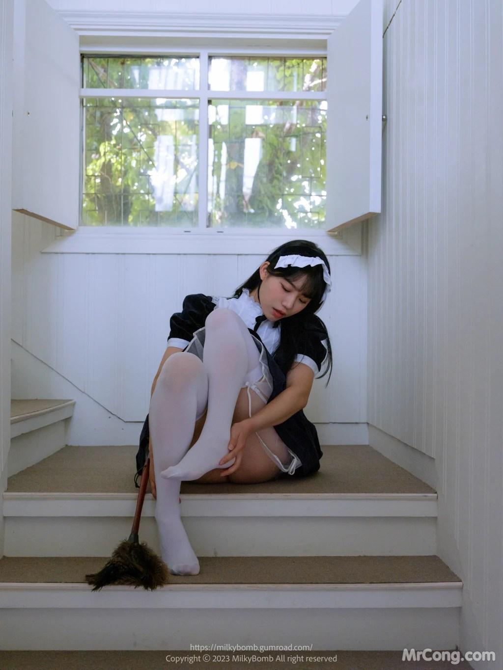 [MilkyBomb] Yui: Vol.3 Maid (291 photos )(26)