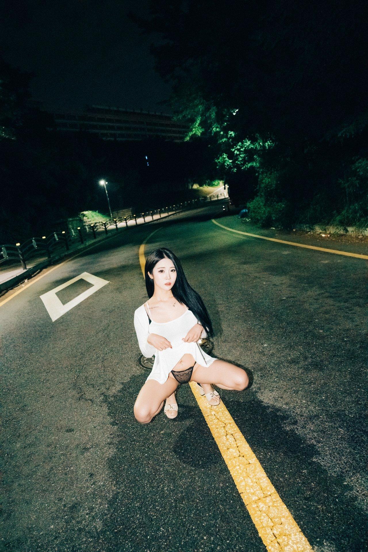 Jeong Bomi 정보미, [Loozy] Night Roads Set.01(6)