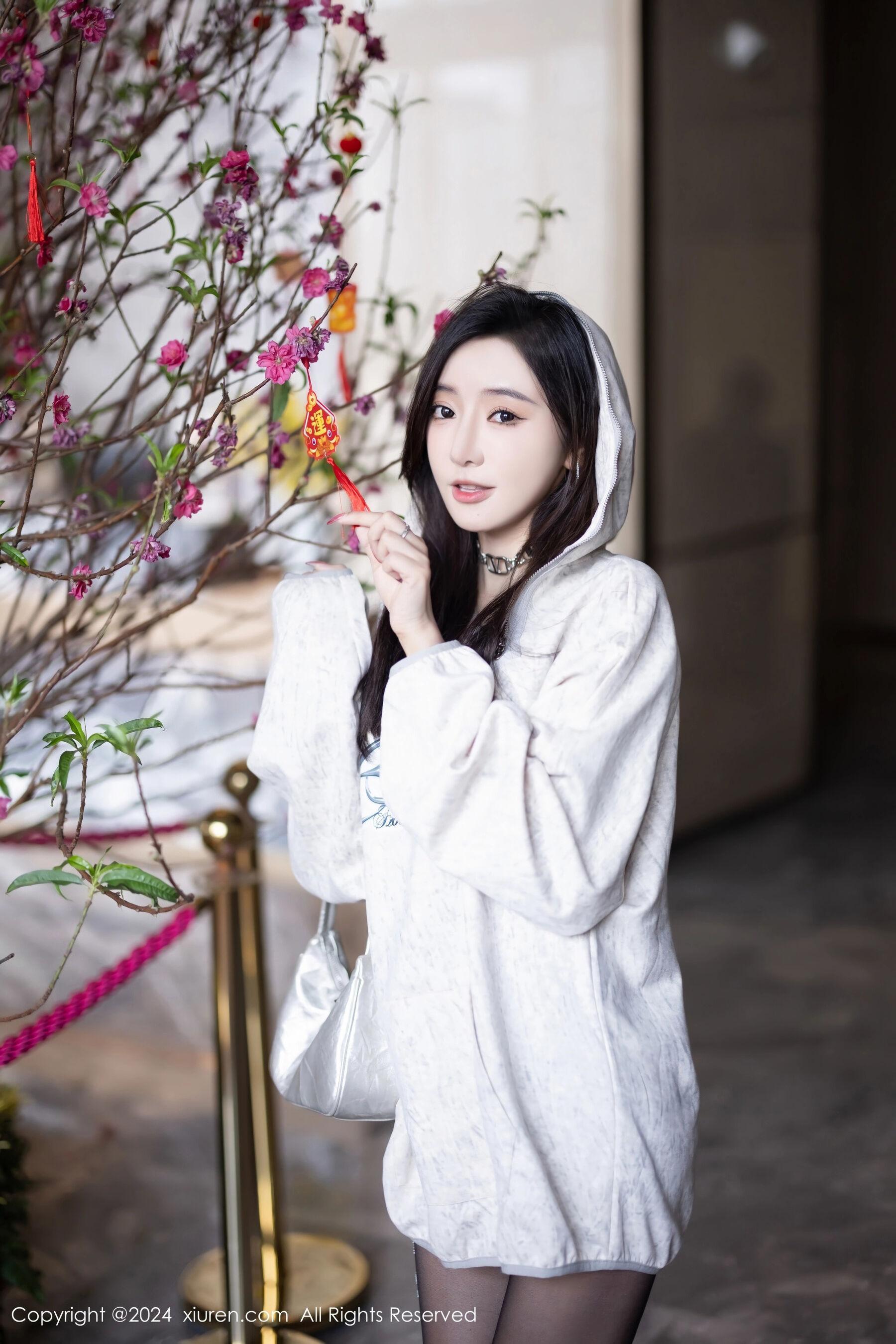 秀人网 Vol. 8135 王馨瑶yanni(16)