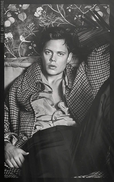 Bill Skarsgärd PH0NVXit_o