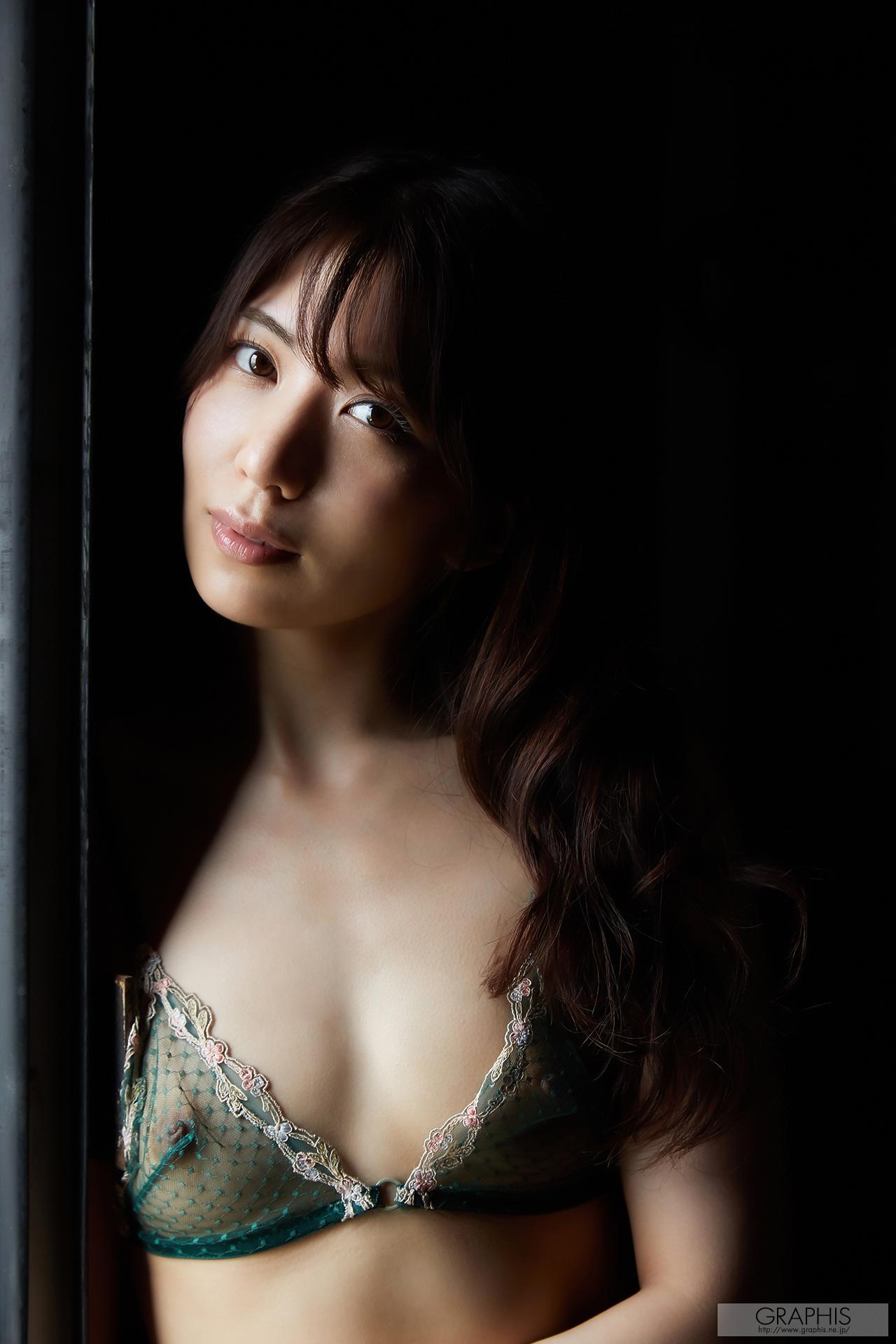 Aika Yamagishi 山岸逢花, [Graphis] Gals Reflection Vol.02(8)