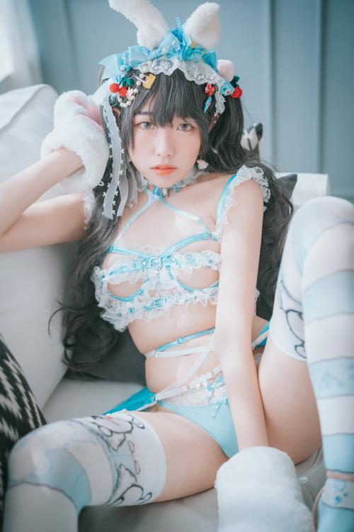 Sonson 손손, [DJAWA] Turquoise Bunny Set.02
