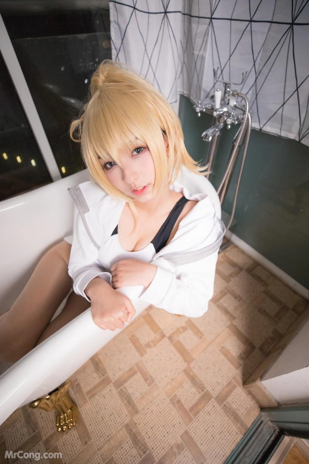 Coser@神楽坂真冬 Vol.036: 电子相册-白贞德《Swimingthedrea》(150 photos)(144)