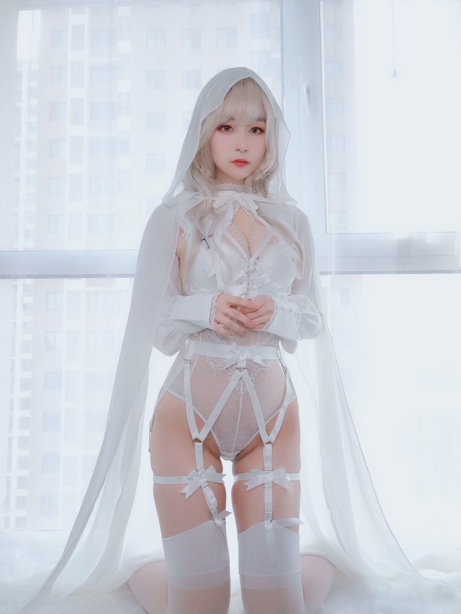 COSER白银81《纯白圣女》 [COSPLAY少女] 写真集(23)