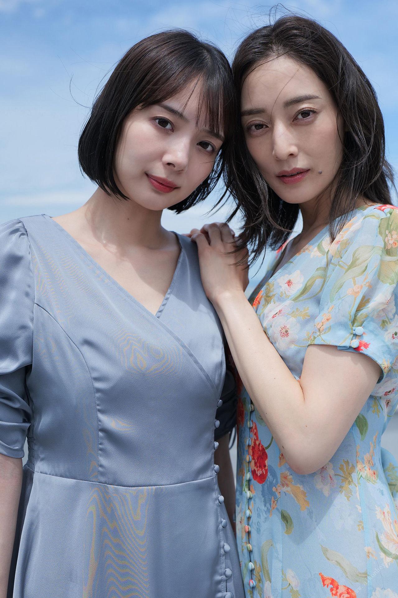 岡田紗佳 池田夏希, 週刊ポストデジタル写真集 「ピラミッドQUEEN　煌めきの女王」 Set.03(2)