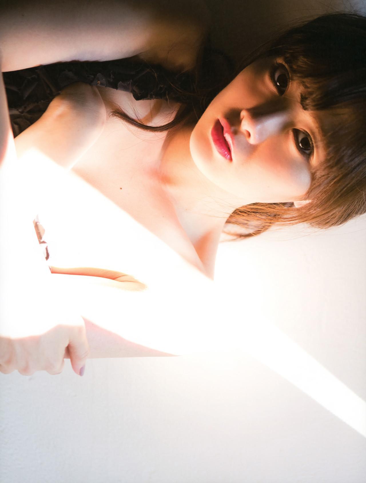 Mai Shiraishi 白石麻衣, ファースト写真集 「清純な大人」 Set.03(22)