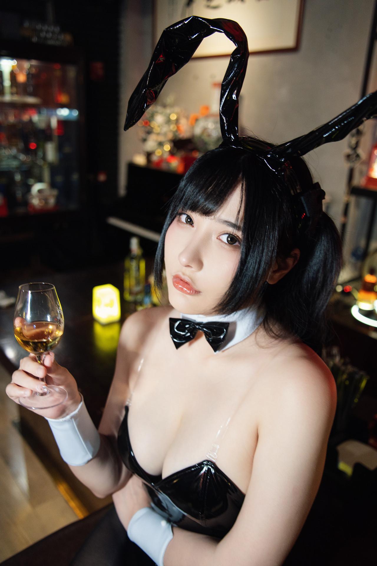 Cosplay 糖果果candy – 黑胶兔兔2 Set.01(23)