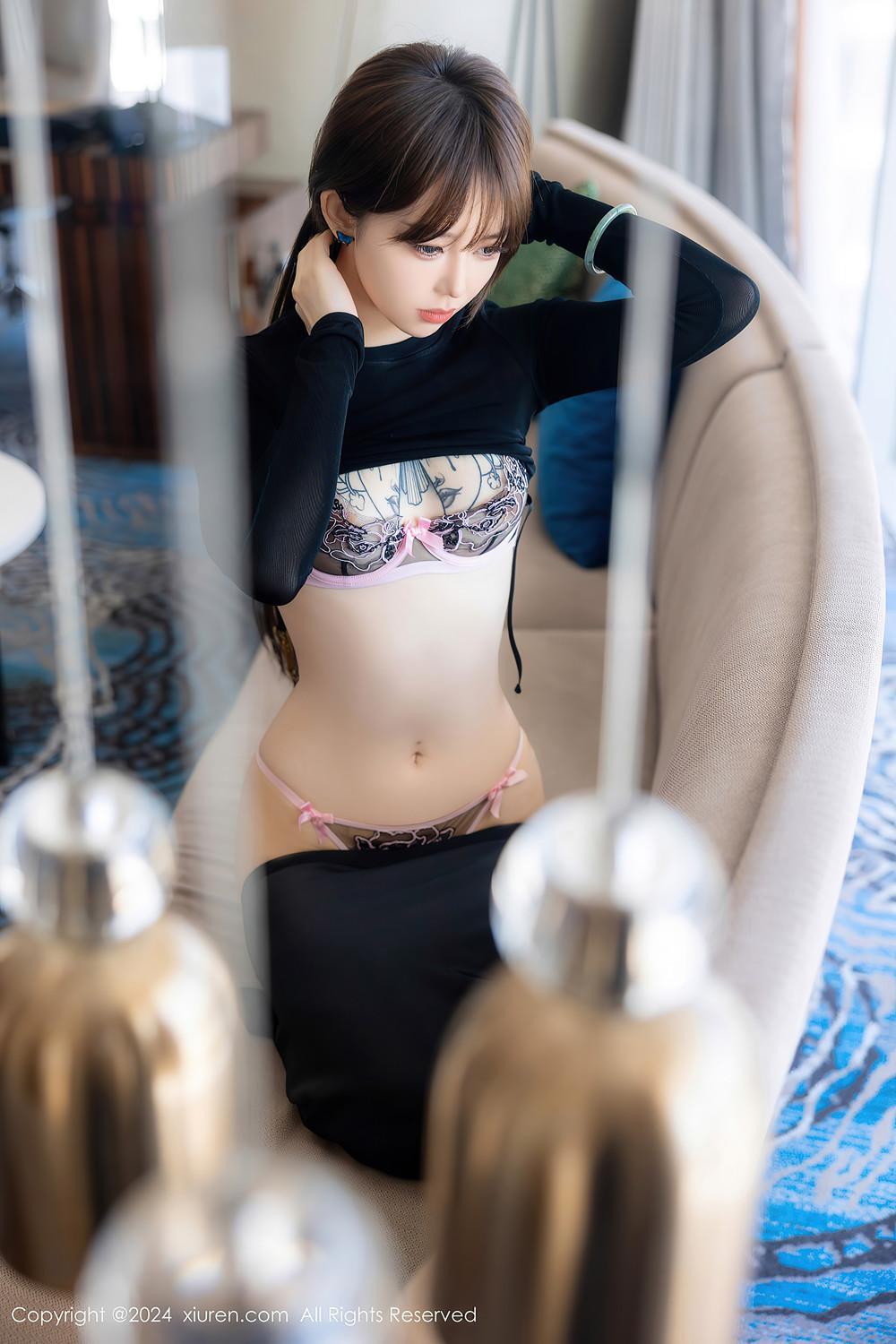 XiuRen秀人网 No.8661 奶瓶土肥圆NaiPingTuFeiYuan(24)
