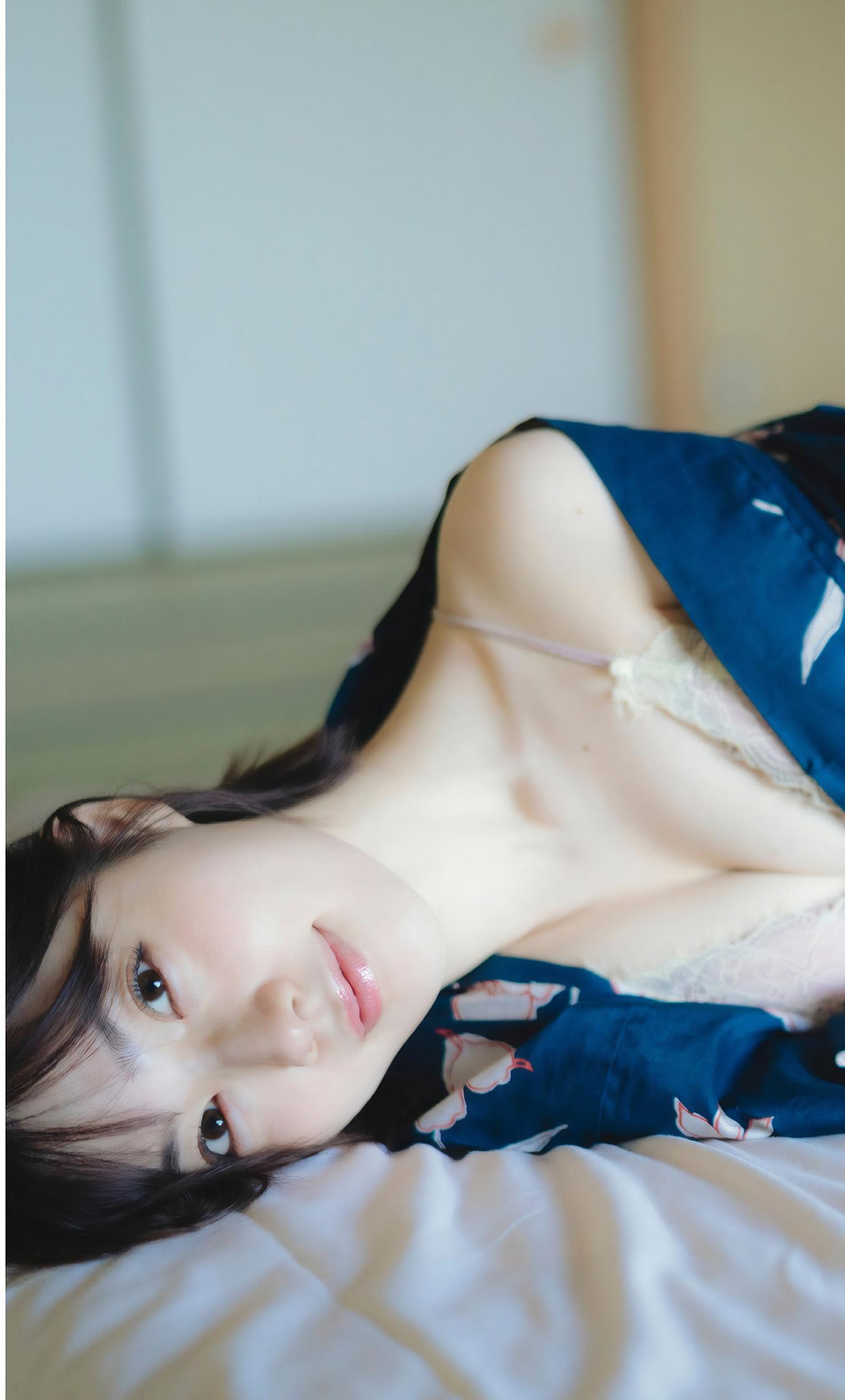 Karin Isobe 礒部花凜, Weekly Playboy 2024 No.49 (週刊プレイボーイ 2024年49号(11)