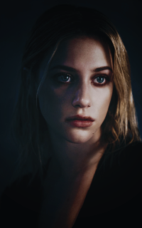 Lili Reinhart NK1gFzVI_o