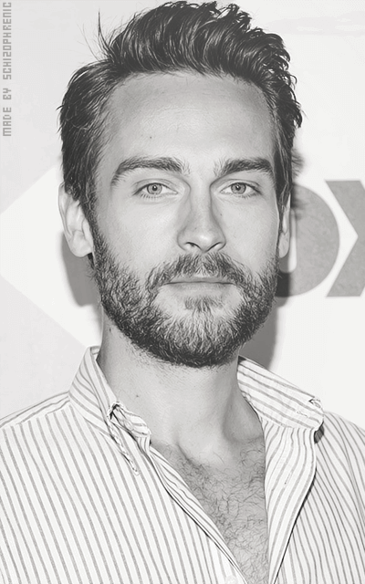 Tom Mison M2yUUHI0_o