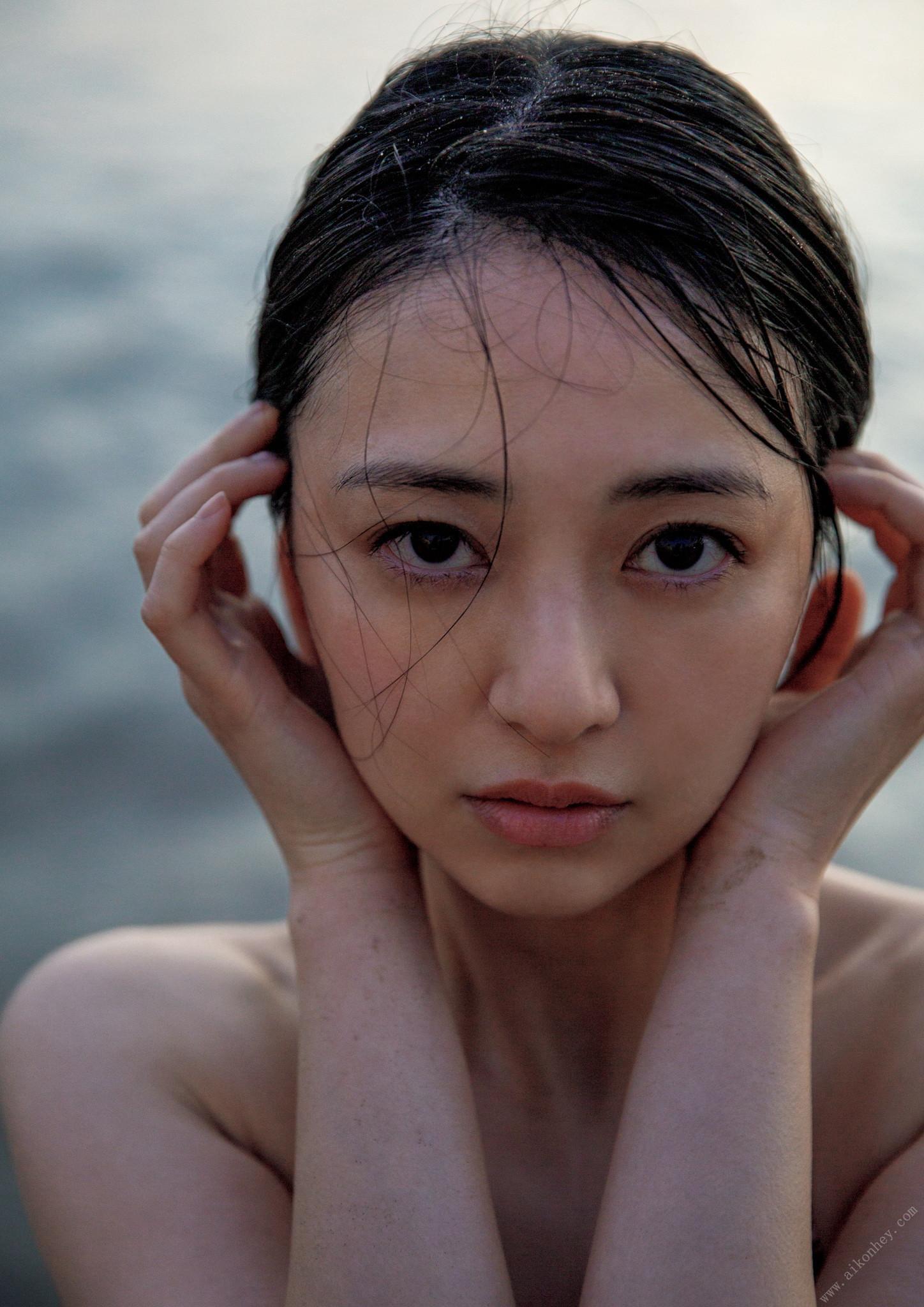 Rina Aizawa 逢沢りな, 電子版だけの特典カットつき 「Gekkan 月刊」 Set.02(32)