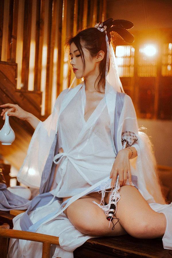 极品福利姬钛合金TiTi 无生一炁无圣光图集(4)