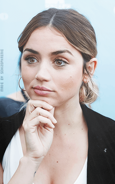 Ana de Armas SndPo9cG_o