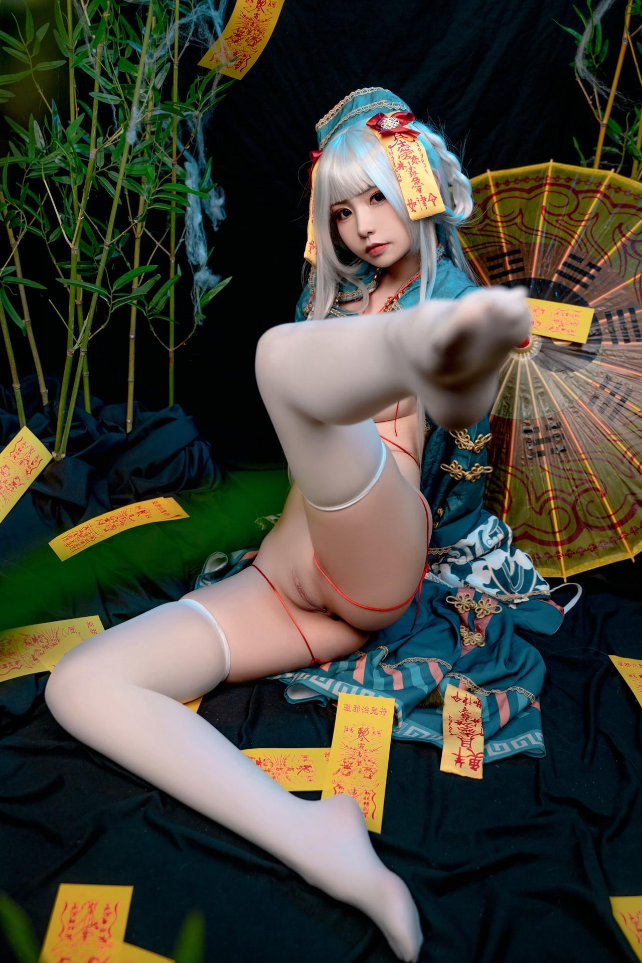 Nekokoyoshi 爆机少女喵小吉, 写真集 子不语(43)