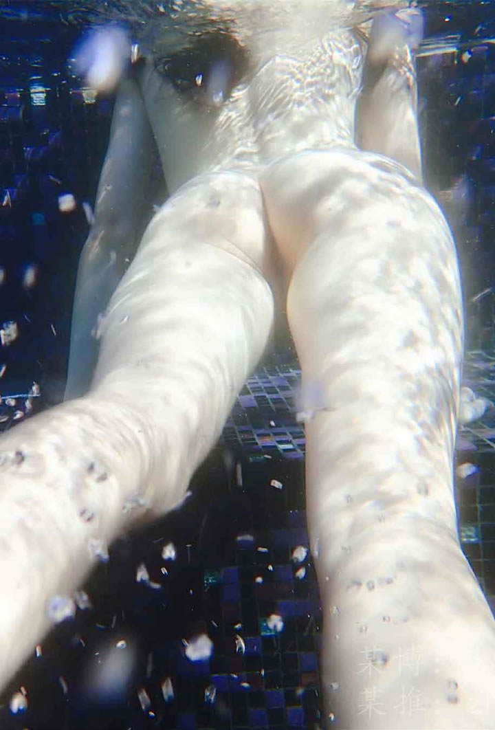 Net red MM Zhiji underwater bikini elf exposed photo30