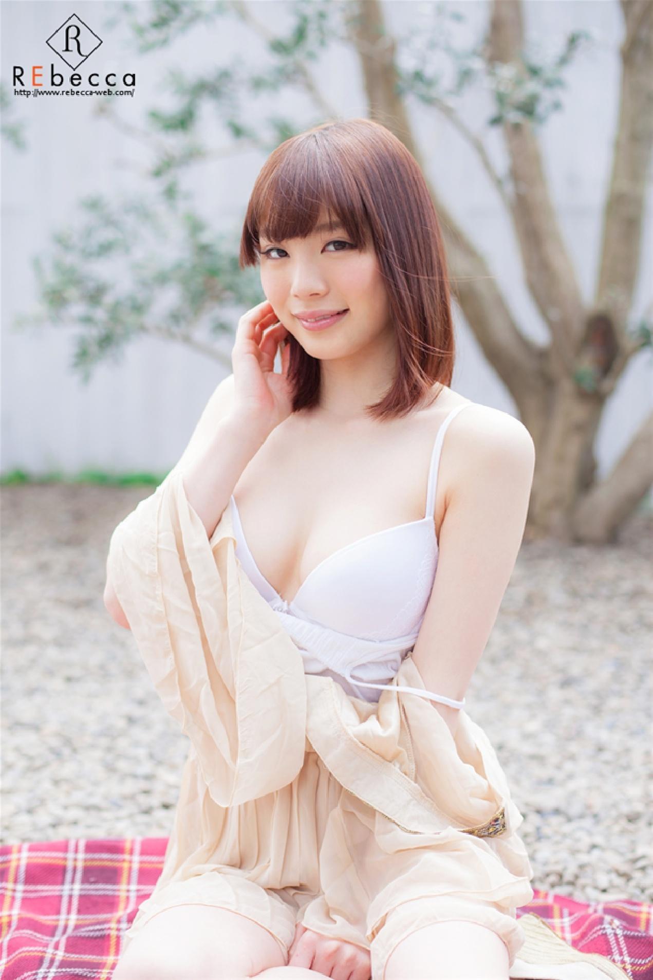 Airi Suzumura 鈴村あいり, デジタル写真集 白い鈴の奏でる音色 Vol.01(6)