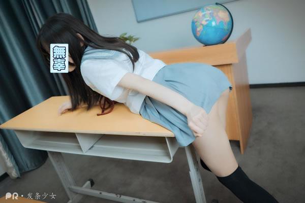 发条少女-尾随颜控少女大胆写真(28)