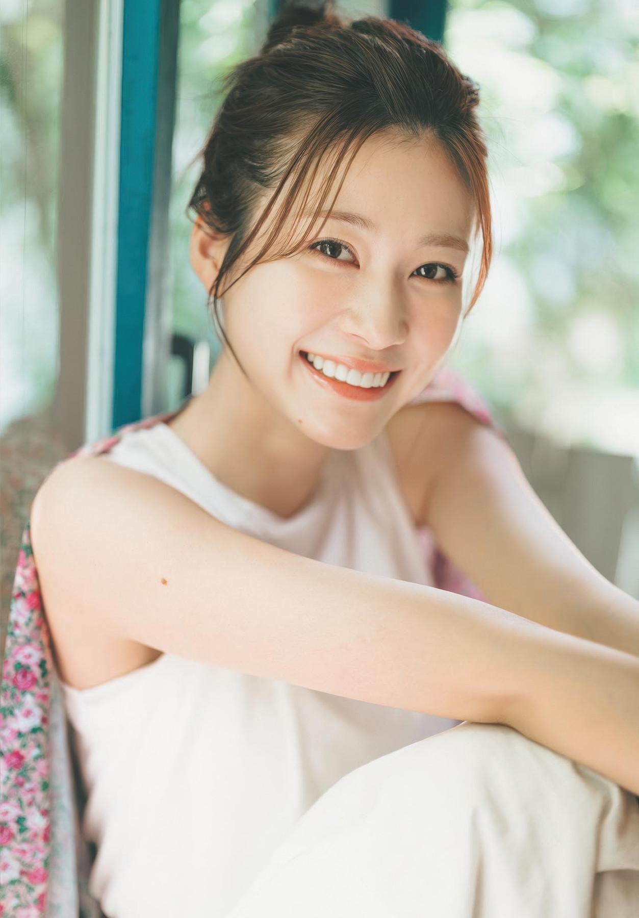 Meru Nukumi 生見愛瑠, Shonen Sunday 2025 No.35 (週刊少年サンデー 2025年35号)(5)