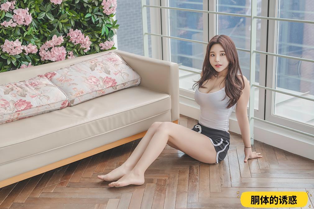 Zzyuri(쮸리) – NO.012 SAINT Photo life-VOL.01-1Year[51P-239.5M]